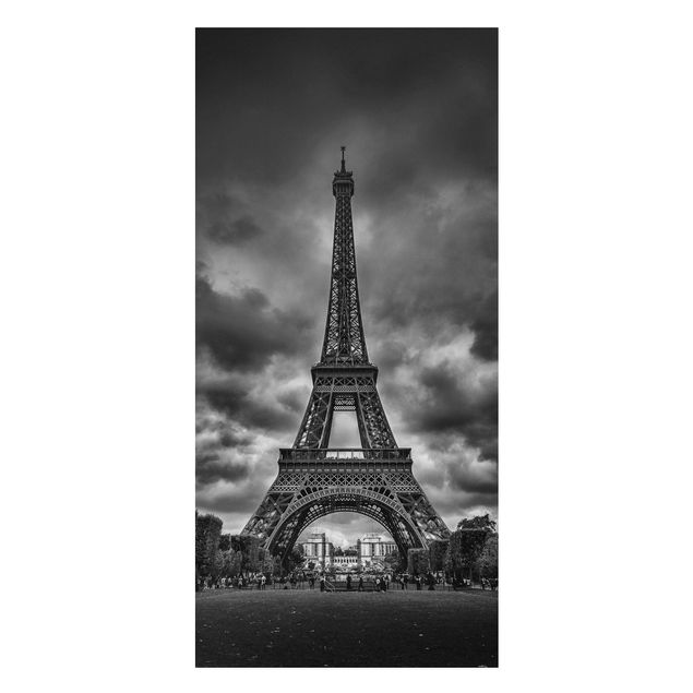 Lavagne magnetiche con architettura e skylines Torre Eiffel davanti alle nuvole in bianco e nero