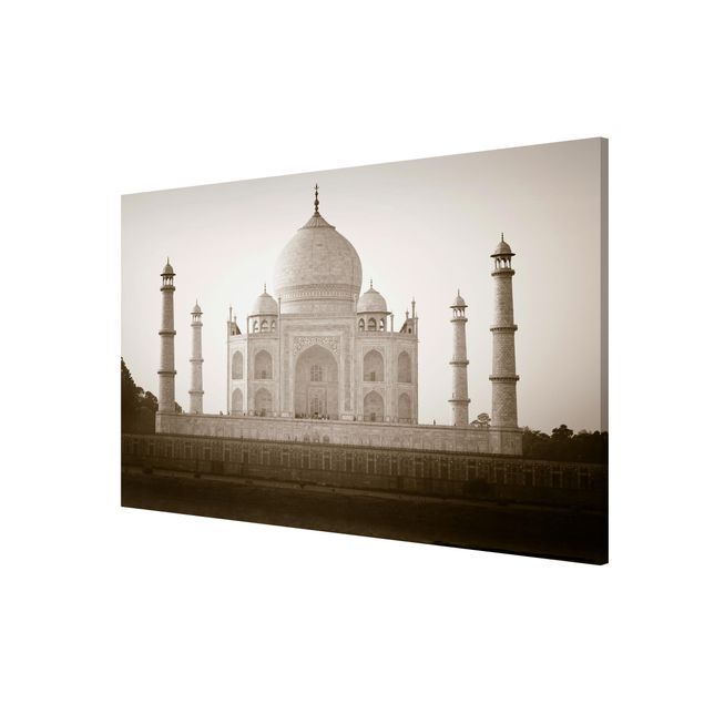 Quadri skyline  Taj Mahal