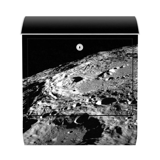 Cassette della posta con paesaggio Immagine della NASA Cratere lunare
