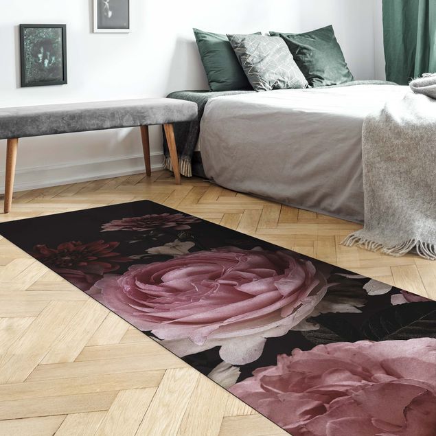 tappeto sala da pranzo Fiori rosa su nero vintage