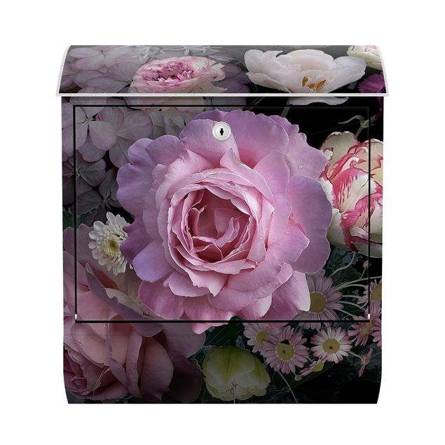 Cassette della posta rosa Bouquet di splendide rose