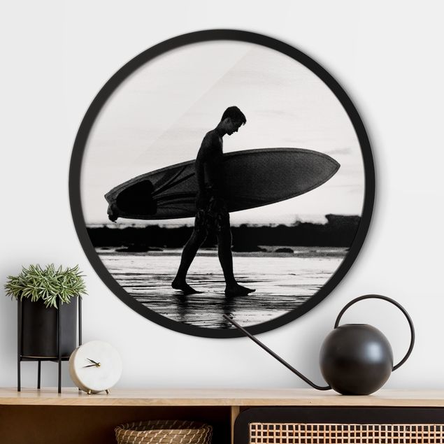 Quadri con cornice con spiaggia Ragazzo surfista in ombra di profilo