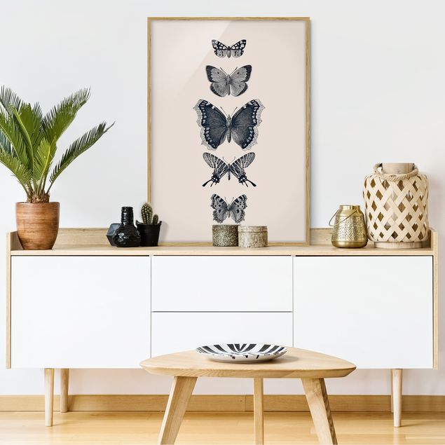 Quadri con cornice con animali Farfalle d'inchiostro su sfondo beige