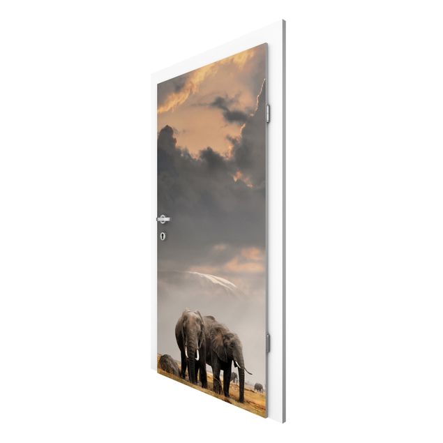 Carte da parati per porte architettura e skylines Elefanti nella savana